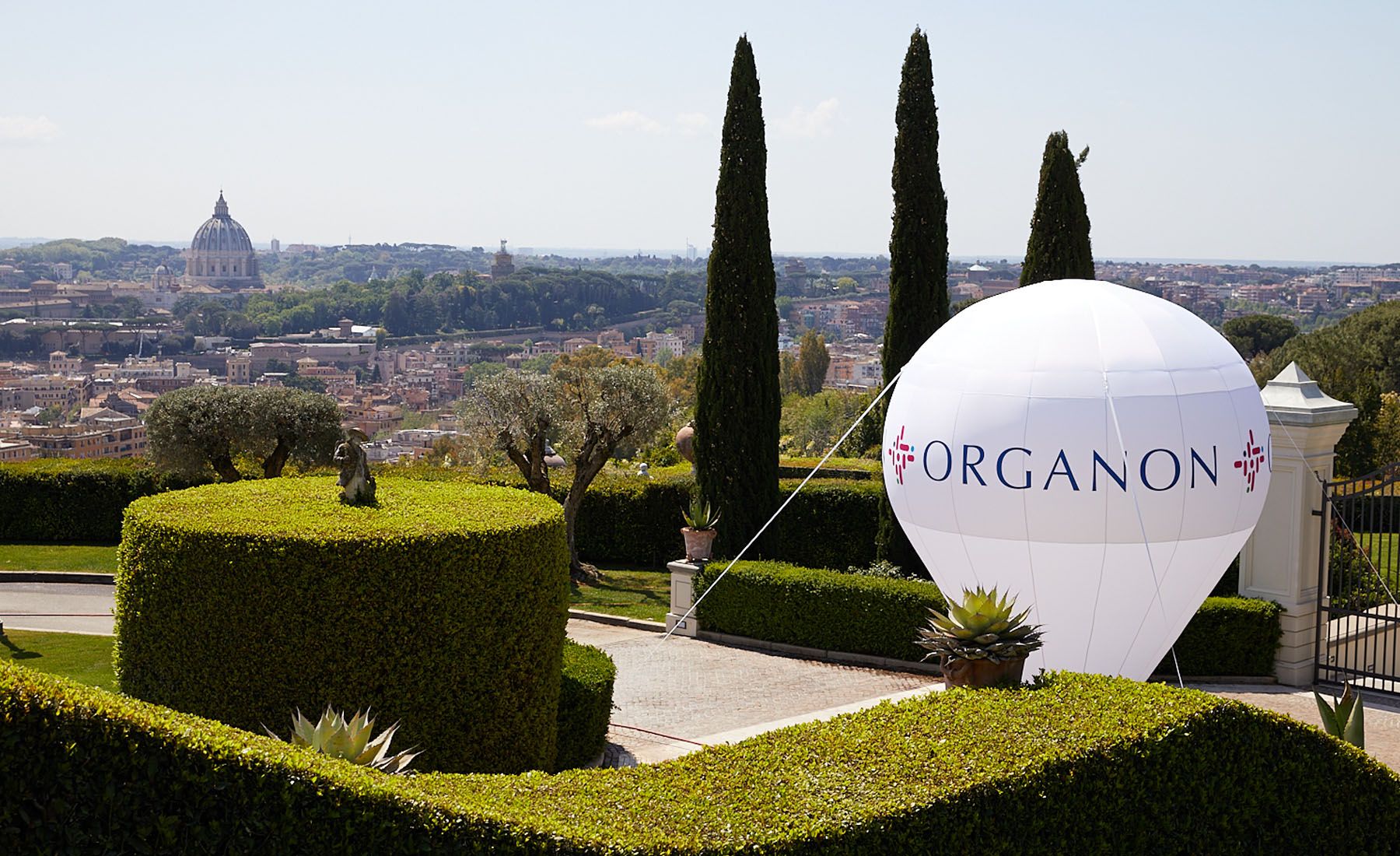 Nata nel pieno del lockdown, Organon Italia è cresciuta con grande energia nel suo primo anno, ma le sue persone sono arrivate al primo appuntamento in presenza, senza essersi mai incontrate prima. Questa nuova partenza insieme andava celebrata.