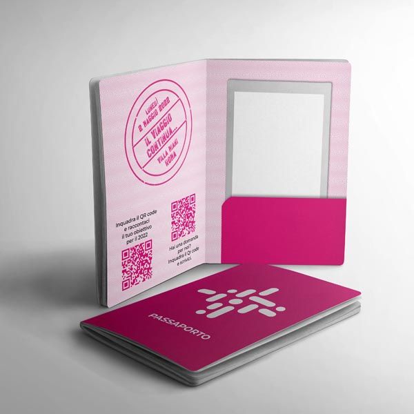 Il viaggio è la metafora che il cliente ha sentito più consona a rappresentare questo processo di avanzamento insieme e su questo tema abbiamo sviluppato la comunicazione e la regia dell’evento.