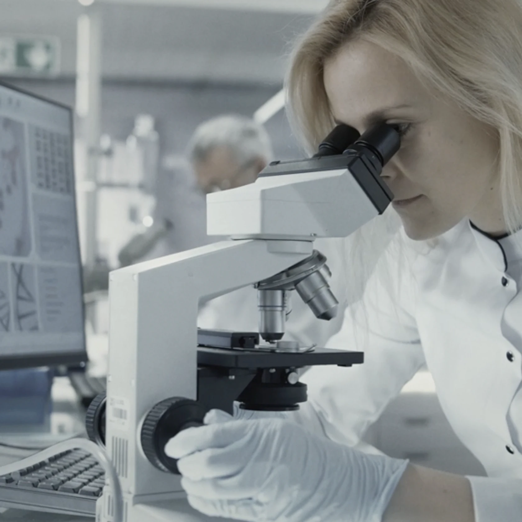 Per far fronte a questa esigenza comunicativa, abbiamo ritenuto fondamentale sensibilizzare in modo emozionale la Field Force aziendale. E abbiamo scelto uno strumento coinvolgente come il video per trasmettere un concept sintetizzato nel claim: “Ogni istante conta”.